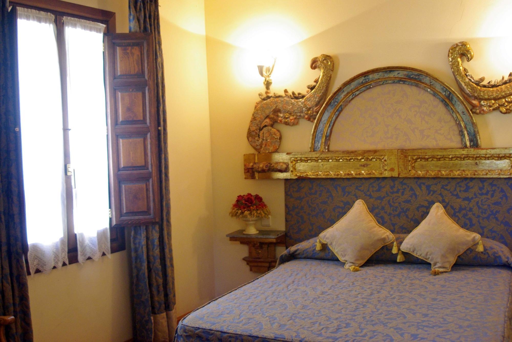 Hotel Alcazar شقوبية الغرفة الصورة